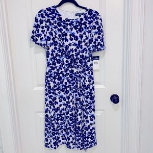 Sz 6 Lauren dress! Perfect for work!